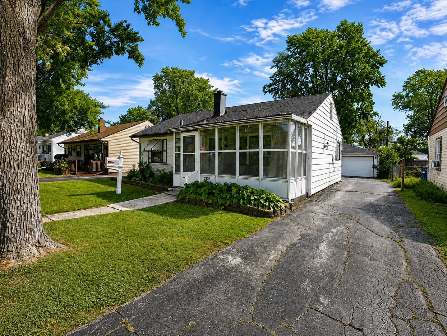 3333 Fairview Avenue