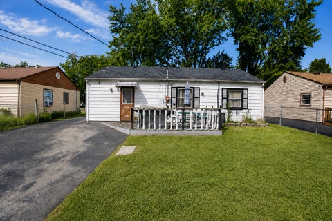 Tiny photo for 3333 Fairview Avenue, South Chicago Heights, IL 60411 (MLS # 12753405)