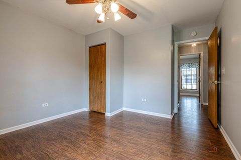 Tiny photo for 47 Bosworth Drive, Glendale Heights, IL 60139 (MLS # 12630577)