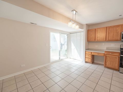Tiny photo for 811 Serendipity Drive, Aurora, IL 60504 (MLS # 12491459)