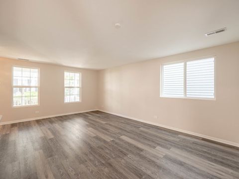 Tiny photo for 811 Serendipity Drive, Aurora, IL 60504 (MLS # 12491459)