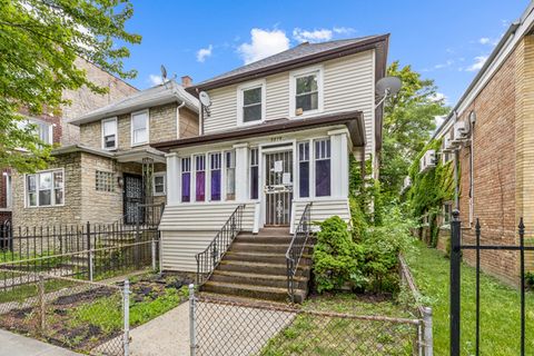 5519 W Gladys Avenue Chicago IL 60644