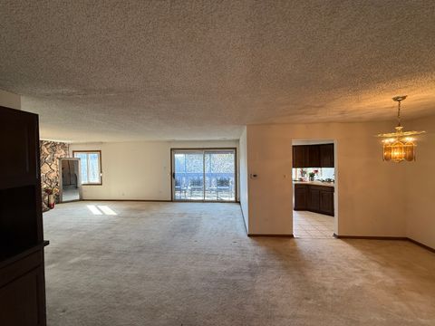Tiny photo for 15726 Orlan Brook Drive #195, Orland Park, IL 60462 (MLS # 12577432)