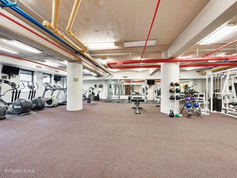 Tiny photo for 165 N Canal Street #512, Chicago, IL 60606 (MLS # 12621130)