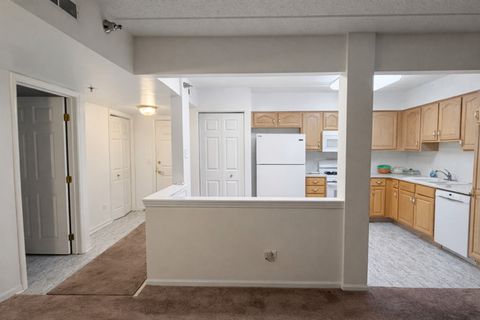 Tiny photo for 7081 W Touhy Avenue #410, Niles, IL 60714 (MLS # 12589727)