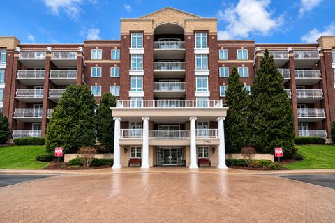 Photo of 7081 W Touhy Avenue #410, Niles, IL 60714 (MLS # 12589727)