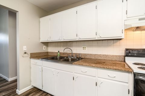 Tiny photo for 1307 N 16th Street, Murphysboro, IL 62966 (MLS # 12621630)