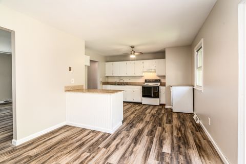 Tiny photo for 1307 N 16th Street, Murphysboro, IL 62966 (MLS # 12621630)