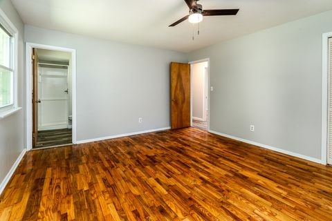 Tiny photo for 1307 N 16th Street, Murphysboro, IL 62966 (MLS # 12621630)