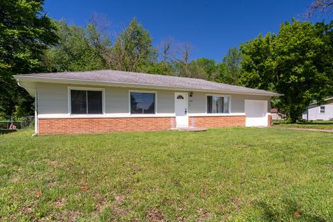 Tiny photo for 1307 N 16th Street, Murphysboro, IL 62966 (MLS # 12621630)