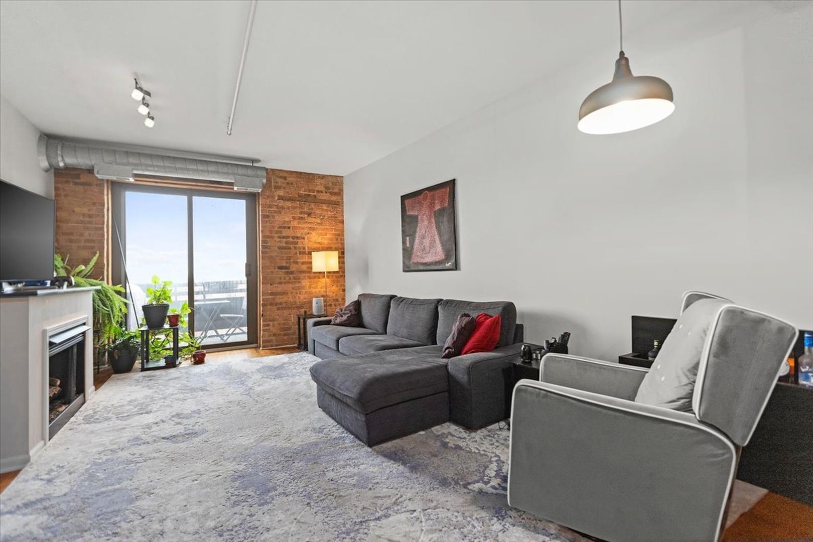 1735 W Diversey Parkway 417