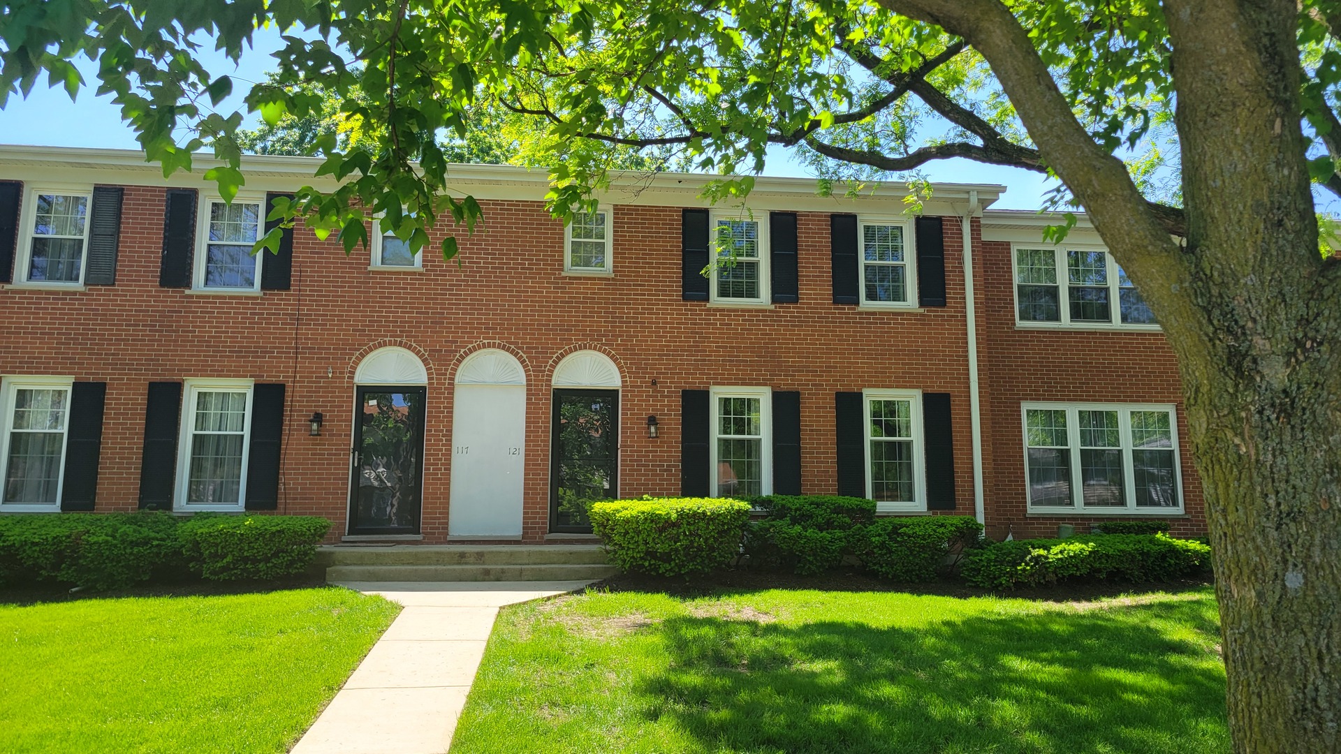 View Downers Grove, IL 60515 townhome