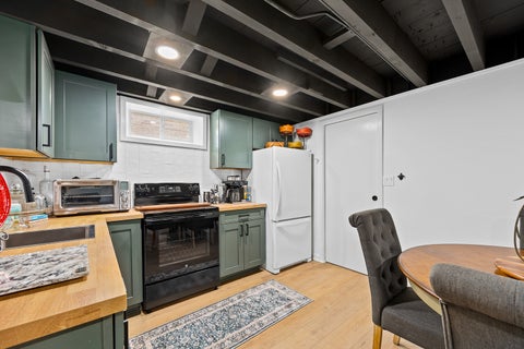 Tiny photo for 937 Robinhood Lane, La Grange Park, IL 60526 (MLS # 12574179)