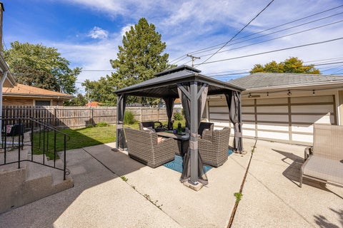 Tiny photo for 937 Robinhood Lane, La Grange Park, IL 60526 (MLS # 12574179)