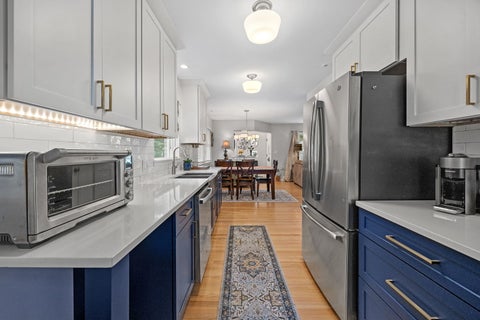 Tiny photo for 937 Robinhood Lane, La Grange Park, IL 60526 (MLS # 12574179)