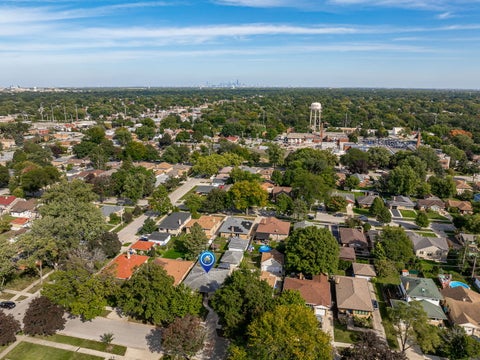 Tiny photo for 937 Robinhood Lane, La Grange Park, IL 60526 (MLS # 12574179)