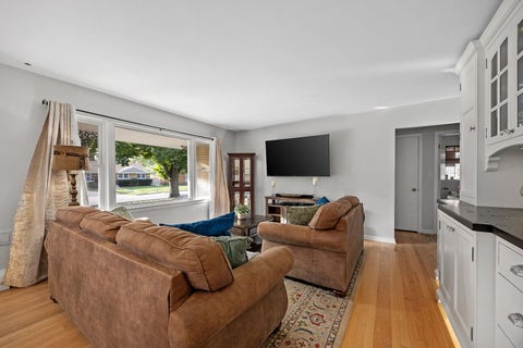 Tiny photo for 937 Robinhood Lane, La Grange Park, IL 60526 (MLS # 12574179)