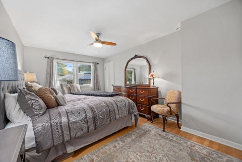 Tiny photo for 937 Robinhood Lane, La Grange Park, IL 60526 (MLS # 12574179)