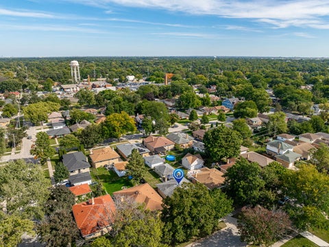 Tiny photo for 937 Robinhood Lane, La Grange Park, IL 60526 (MLS # 12574179)
