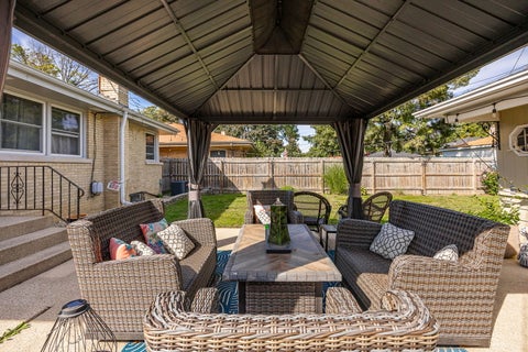 Tiny photo for 937 Robinhood Lane, La Grange Park, IL 60526 (MLS # 12574179)