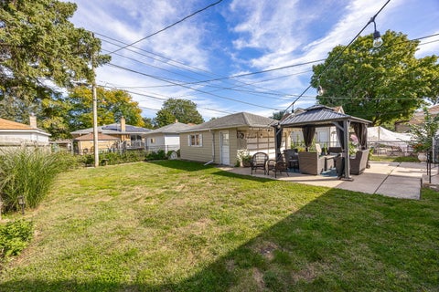 Tiny photo for 937 Robinhood Lane, La Grange Park, IL 60526 (MLS # 12574179)