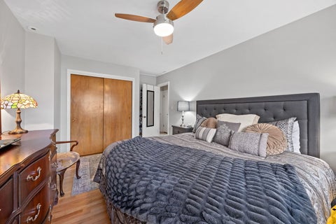 Tiny photo for 937 Robinhood Lane, La Grange Park, IL 60526 (MLS # 12574179)
