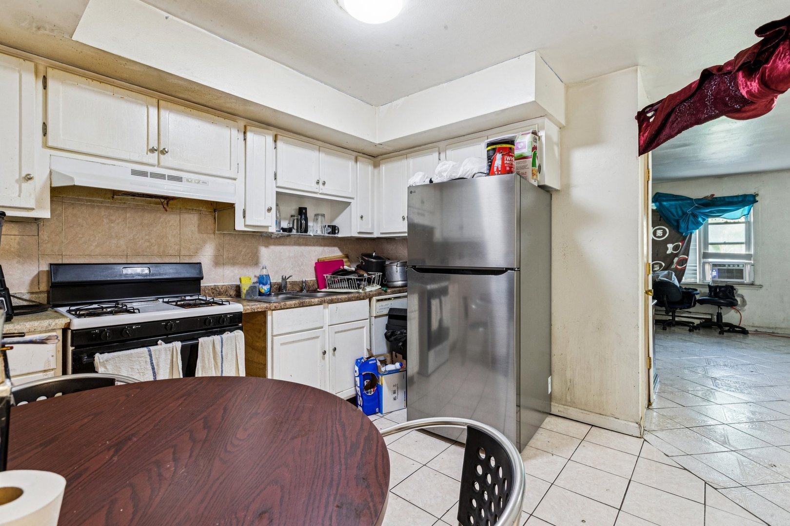 1115 E Algonquin Road 8