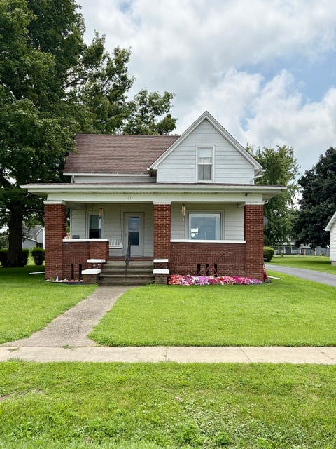Photo of 431 W Main Street, Bradford, IL 61421 (MLS # 12727787)