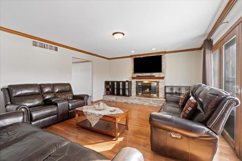 Tiny photo for 9111 Hawthorn Drive, Hickory Hills, IL 60457 (MLS # 12576213)