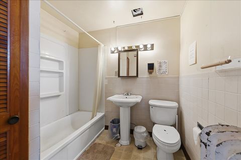 Tiny photo for 479 N Lake Street, Aurora, IL 60506 (MLS # 12588558)