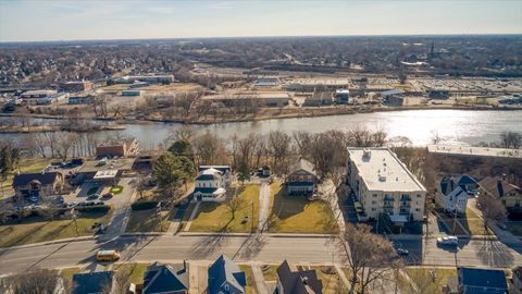 Tiny photo for 479 N Lake Street, Aurora, IL 60506 (MLS # 12588558)