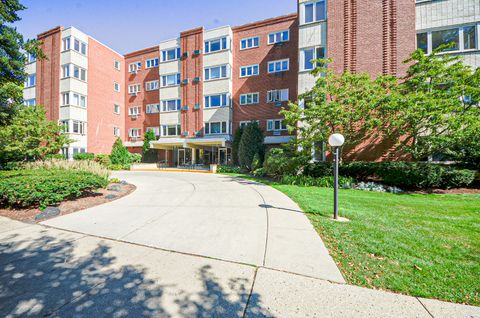 Photo of 2033 Sherman Avenue #403, Evanston, IL 60201 (MLS # 12481857)