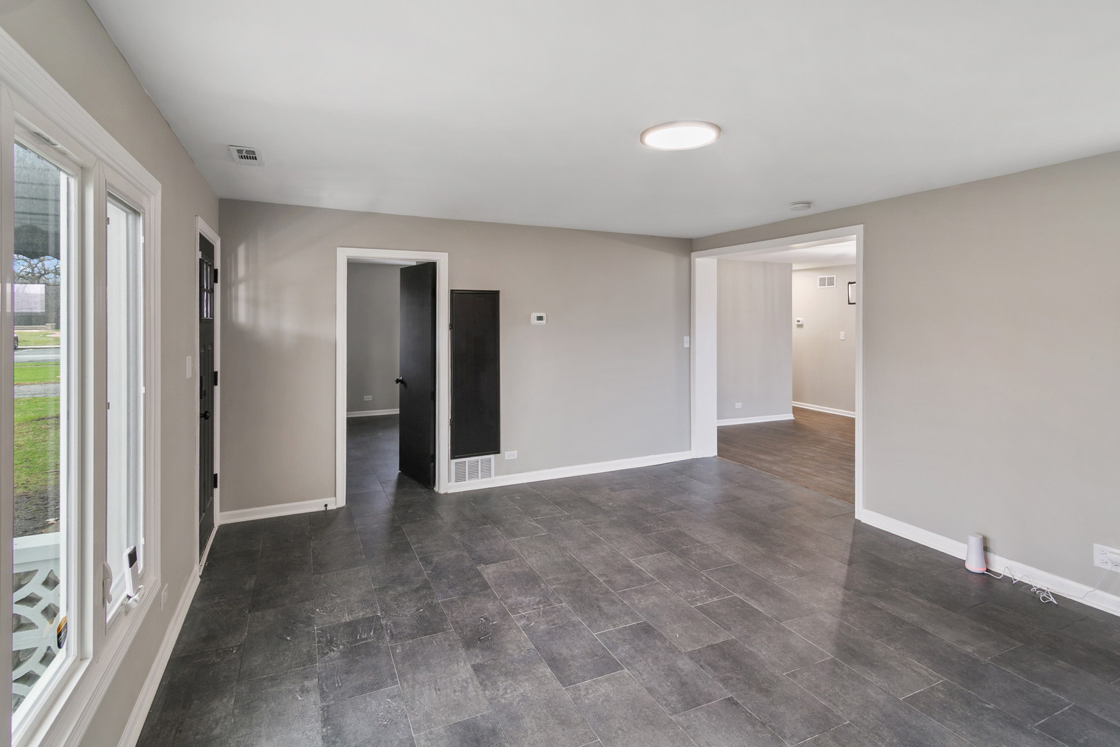 9139 Robinson Avenue