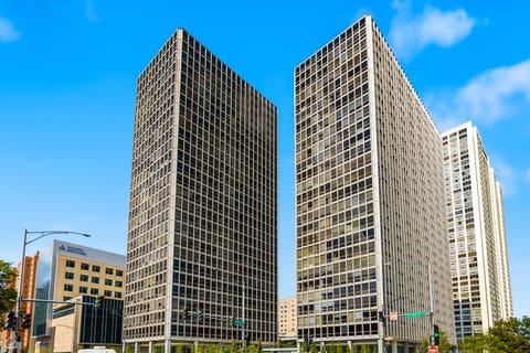 Photo of 340 W DIVERSEY Parkway #2817, Chicago, IL 60657 (MLS # 12692412)