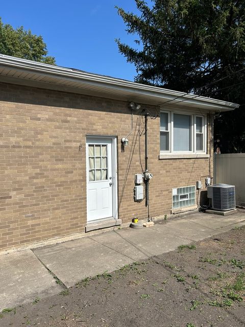 Tiny photo for 12326 S Racine Avenue, Calumet Park, IL 60827 (MLS # 12589976)