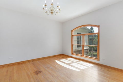Tiny photo for 945 Kingston Street, Wheaton, IL 60187 (MLS # 12730067)