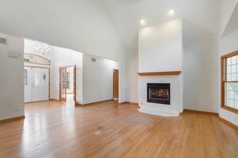 Tiny photo for 945 Kingston Street, Wheaton, IL 60187 (MLS # 12730067)