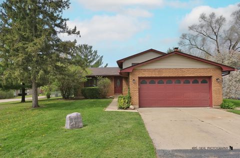 Photo of 7503 Windsor Avenue, Spring Grove, IL 60081 (MLS # 12625853)