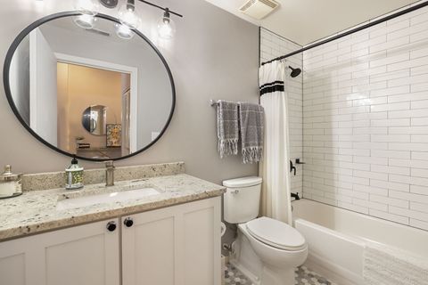 Tiny photo for 360 W Illinois Street #9D, Chicago, IL 60654 (MLS # 12477702)