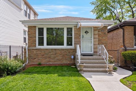 Tiny photo for Chicago, IL 60641 (MLS # 12643405)