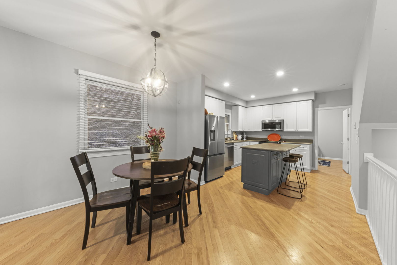 1525 W George Street 1