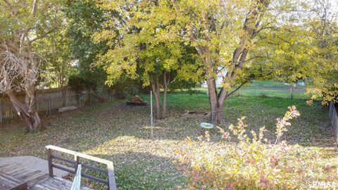 Tiny photo for 806 E BOULEVARD Street, Marion, IL 62959 (MLS # QC4268915)