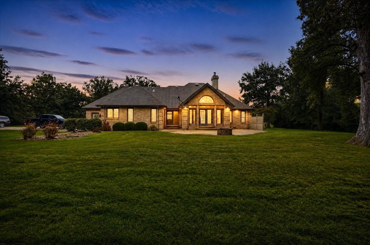 1258 E County Highway 30 Highway