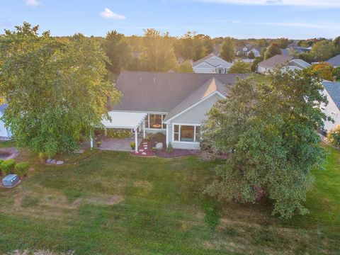 Tiny photo for 11492 Stonewater Crossing, Huntley, IL 60142 (MLS # 12497125)