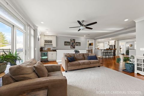 Tiny photo for 550 S Edson Avenue, Lombard, IL 60148 (MLS # 12616127)