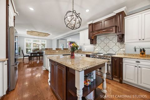 Tiny photo for 550 S Edson Avenue, Lombard, IL 60148 (MLS # 12616127)