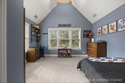 Tiny photo for 550 S Edson Avenue, Lombard, IL 60148 (MLS # 12616127)