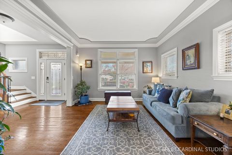 Tiny photo for 550 S Edson Avenue, Lombard, IL 60148 (MLS # 12616127)