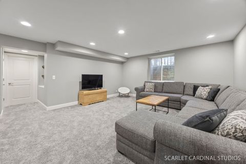 Tiny photo for 550 S Edson Avenue, Lombard, IL 60148 (MLS # 12616127)