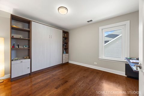 Tiny photo for 550 S Edson Avenue, Lombard, IL 60148 (MLS # 12616127)